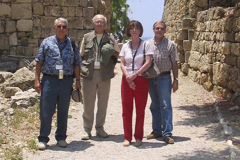 Beirut.NYC.Bos05 093 Norm Gray, Pat Hinds, Kathy (Jackson) Ullman, and Ken Lebsock at Byblos.